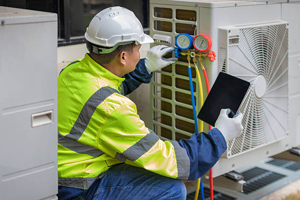 Professional Hvac technician working in Hillsboro, WI